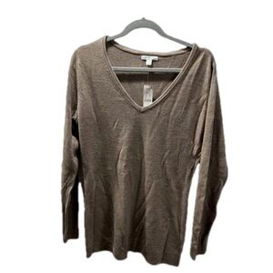 *NWT New York & Company|V-neck Sweater|Size Large